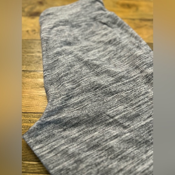 LULULEMON Heather Gray Ready To Rulu Joggers Pants with Pockets and pull string - Picture 10 of 11